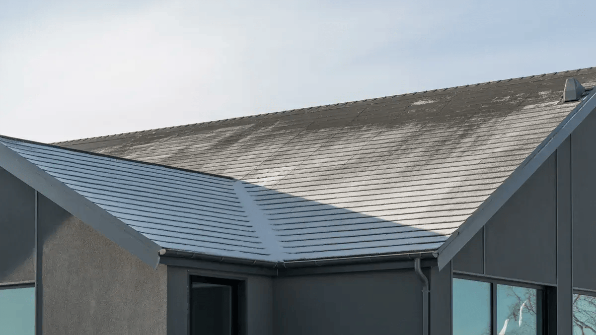 How Roof Age Affects Your Insurance Coverage